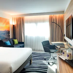 **** Отель Novotel 14 Porte D'orleans Франция